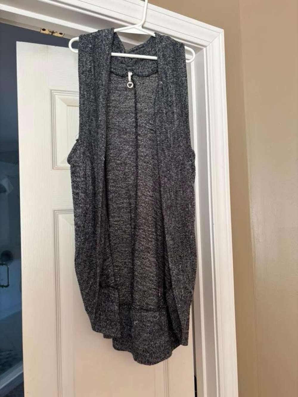 Sleeveless Open-Front Knit Cardigan Vest - Charcoal Gray